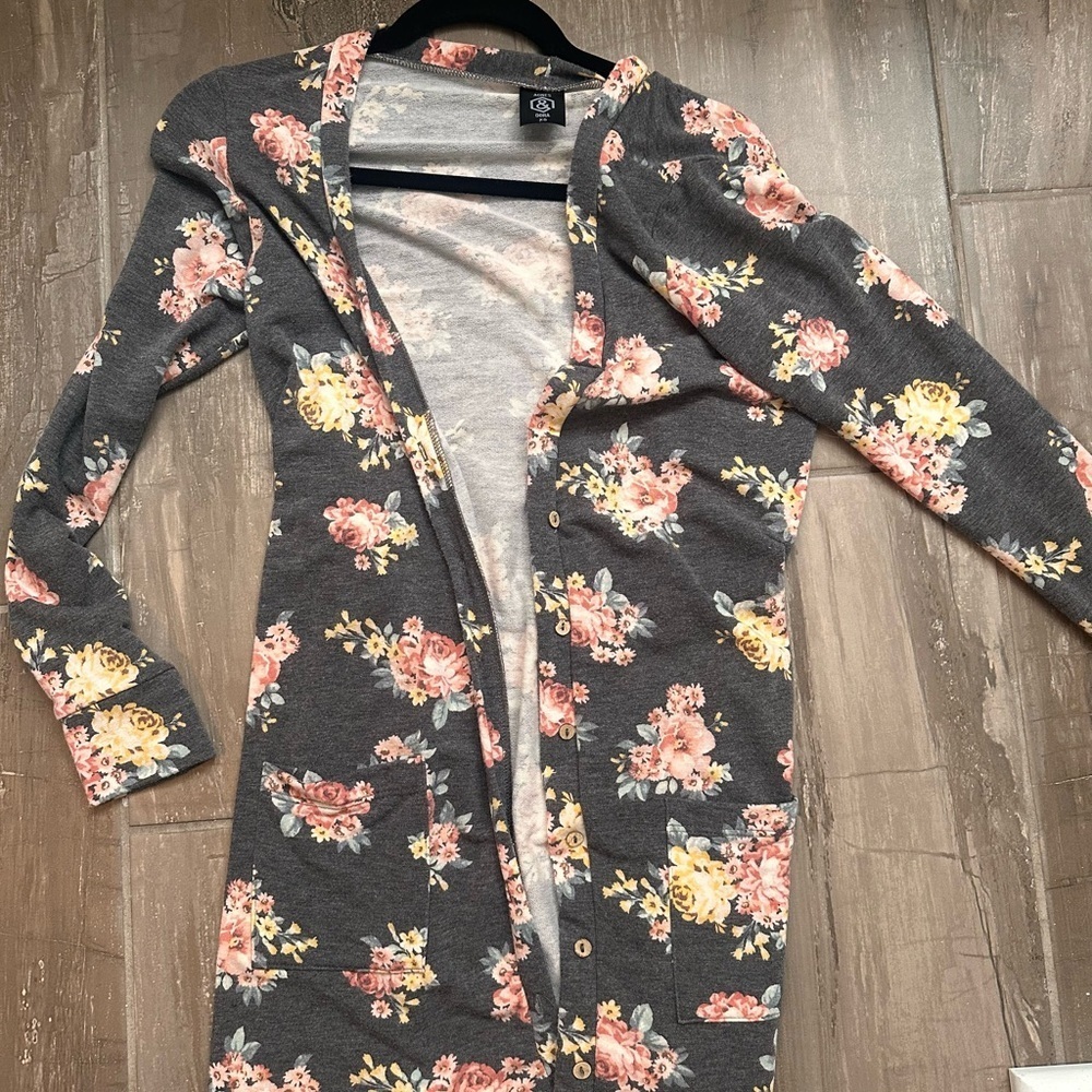 XS Grey Floral Agnes & Dora Cardigan